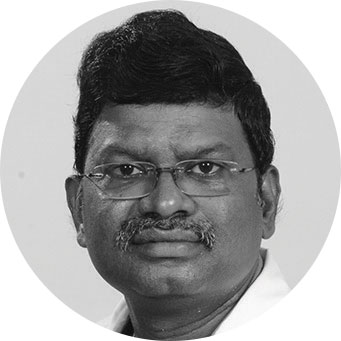 Naresh Babu Kannan, MS, FNB, MBA, FASRS headshot